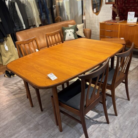 G-PLANのエクステンションテーブル