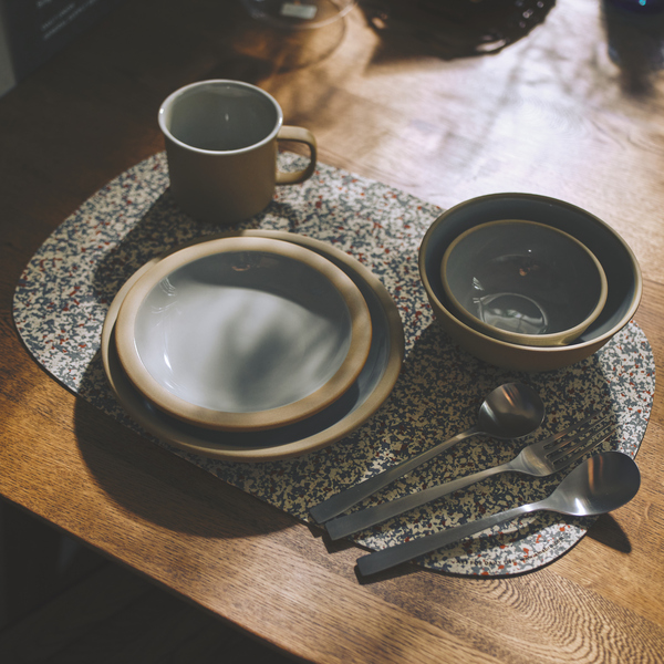 ポーセリン×ランチョンWH