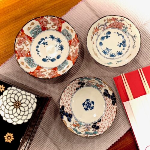 食卓に華を添える器