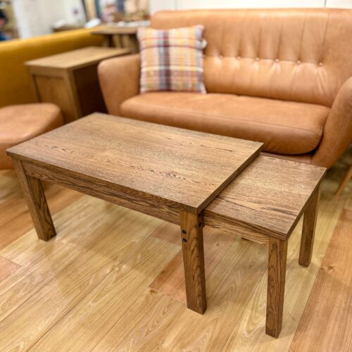 伸びる、機能的コーヒーテーブル