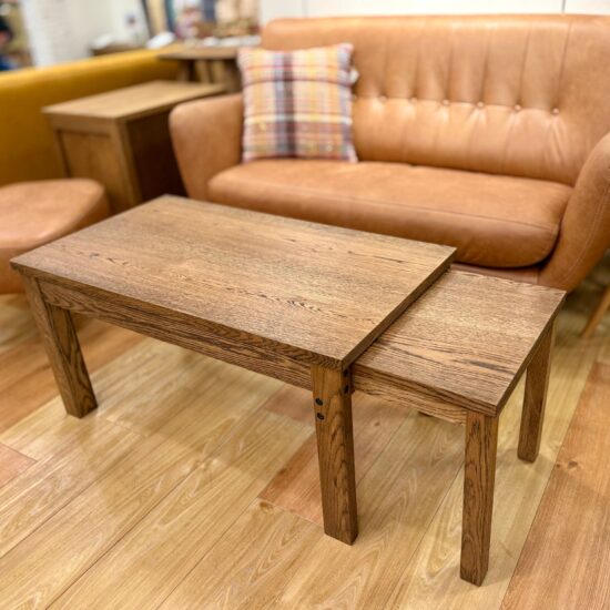 伸びる、機能的コーヒーテーブル