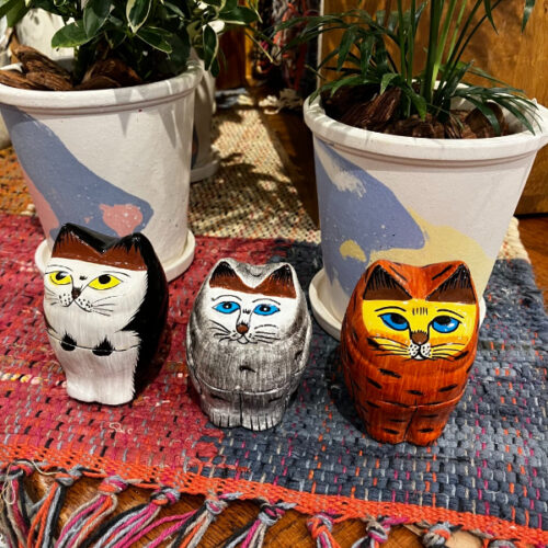 インテリアオブジェと観葉植物