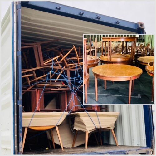 イギリスからアンティーク家具到着！！